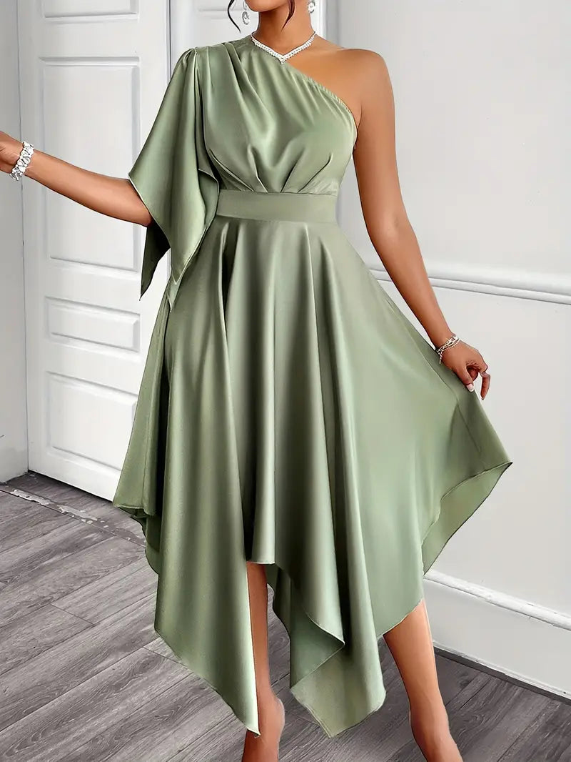 Lavinia – Elegantes One-Shoulder-Kleid aus Satin