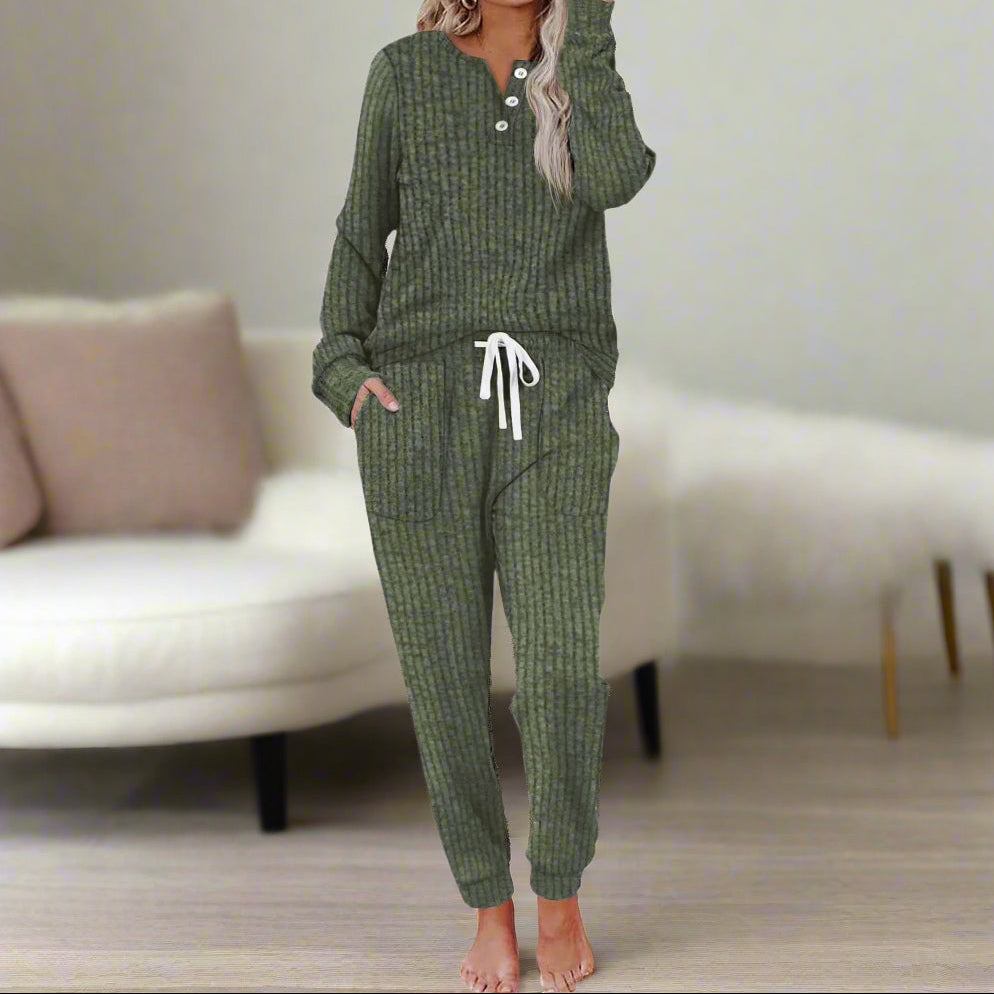 Mirela - Bequemes Pyjama-Set