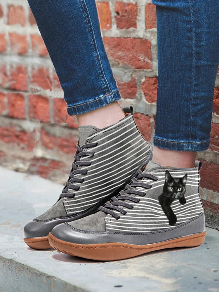 Marga - Die Magischen Stiefel für Katzenliebhaber