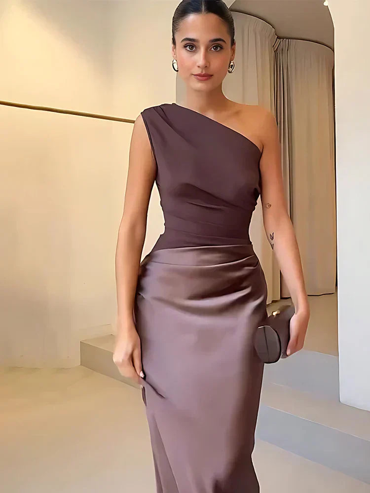 Luna - Maxikleid mit goldener Satinbordüre