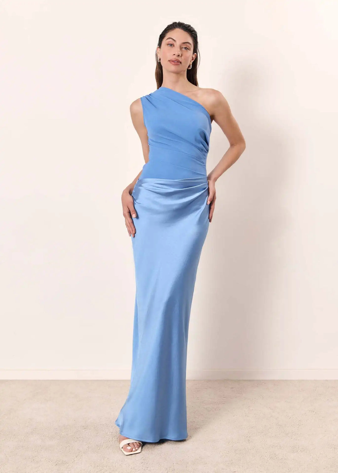 Luna - Maxikleid mit goldener Satinbordüre