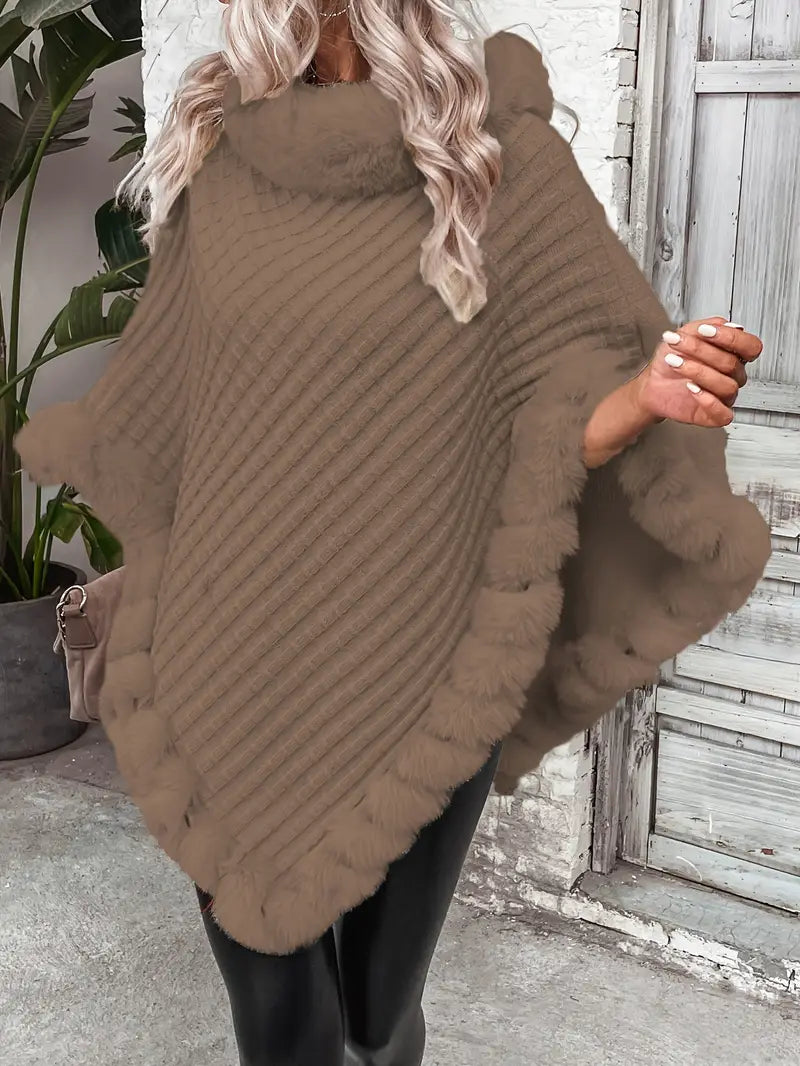 Dahlia – Strickpullover im Poncho-Stil