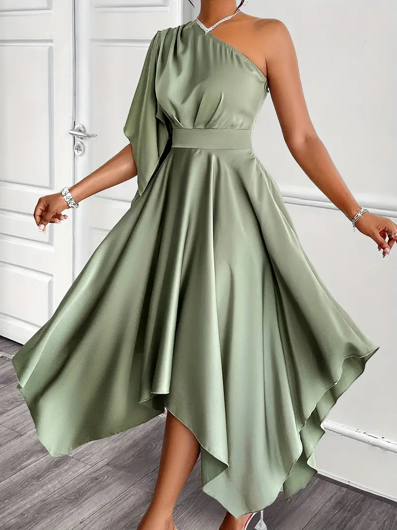 Lavinia – Elegantes One-Shoulder-Kleid aus Satin