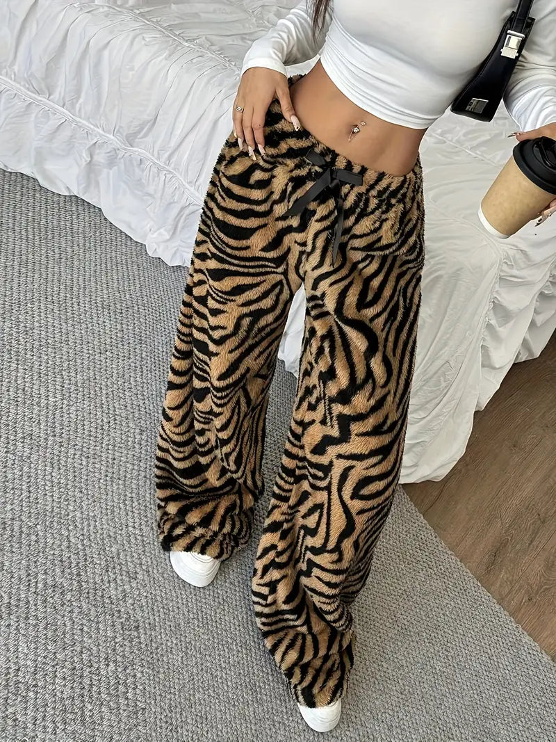 Yeong - Plüschhose mit Tiger-Print